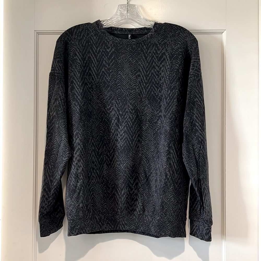 Athleta crewneck pullover